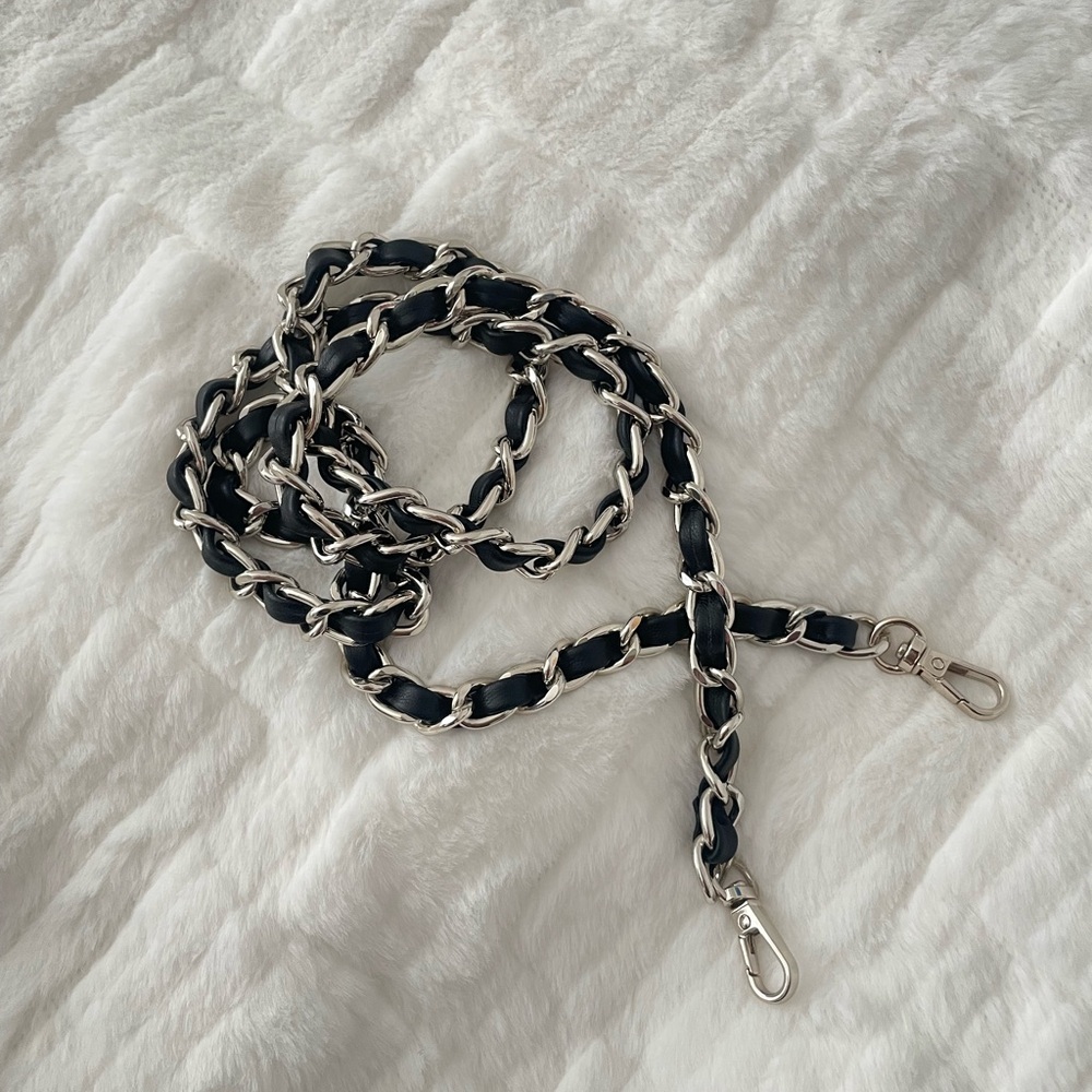 NEW ✨ Black and Silver Chain Strap
